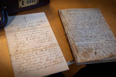 Har funne upublisert materiale av Ivar Aasen