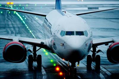 Fare for flystreik: Har frist til midnatt