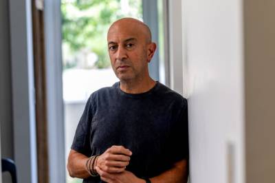 – Demokratiet står på spill