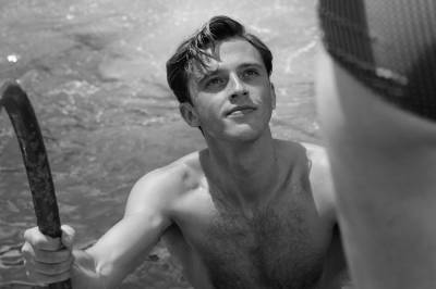 Se trailer: «Den fremmede»
