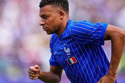 Direkte fra VM-kampen: Frankrike-Irak