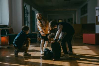 (+) Nesten halvparten av mobbeofre har kliniske symptomer på traumer