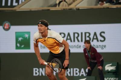 Alexander Zverev er nå en Grand Slam-vinner: Slår Flavio Cobolli i fem sett