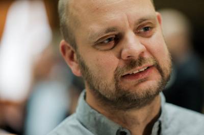 Her er Mímirs NRK-lønn: Gir bort pengene