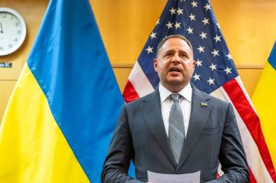 Zelenskyj varsler at stabssjef Andrij Jermak går av