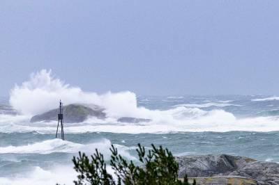 Storm feier over Sør-Norge: Sikre løse gjenstander