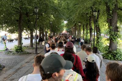 Lang kø til Spikersuppa
