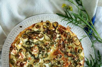 Potetpai med squash- og feta