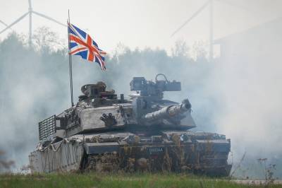 Britisk og tysk forsvarssjef: Må forberede oss på russisk angrep