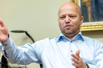 Rødgrønt drivstoffmøte: Sp åpner for dieselkompromiss