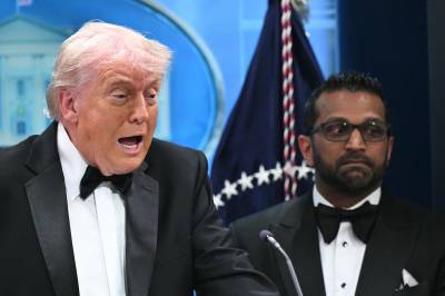 Trumps toppmann med vill advarsel