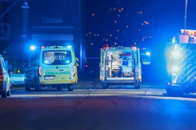 Motorsyklist kritisk skadd: Fløyet til sykehus