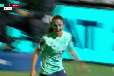 Danielle Van de Donk setter 2-0 mot Manchester United