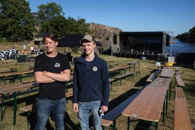 Rigget til festi­val­premiere: – Super­spente, og litt stresset