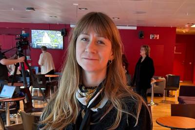 width=device-width, initial-scale=1