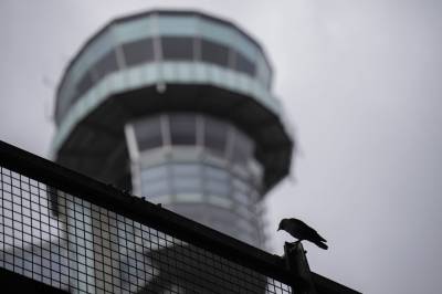 Gardermoen stengt søndag formiddag