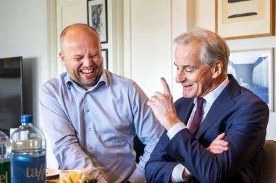 Sp vil stanse spill om oljen – får støtte av Ap