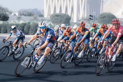 Syklister klager på at Abu Dhabi favoriserer Tadej Pogacar ved å bygge et kunstig fjell