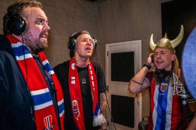 Petter Katastrofe slipper VM-låt