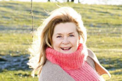 - Håper det dukker opp en prins