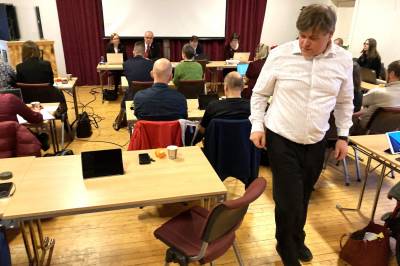 – Vi får bare ta jul og glemme problemene til over nyttår