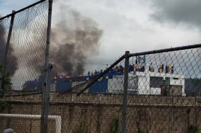 Kaos i Venezuela-fengsel: – De skyter på oss