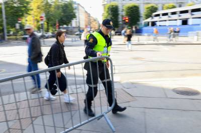 Politiet: Lar ingen overnatte innenfor sikkerhetssonen