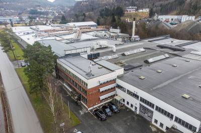 Hjørnesteinsbedrift nedbemanner