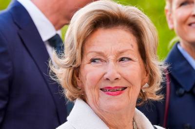 Dronning Sonja avlyste program mandag på grunn av hjerteflimmer
