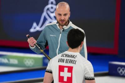 Medaljen glapp for Ramsfjells curlinglag – Sveits vant bronsekampen 9-1
