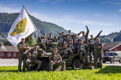 Disse deltar i «Kompani Lauritzen»