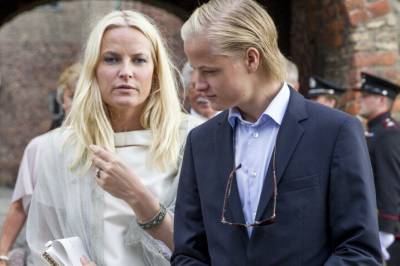 Nakenbilder på avveie: - Et helvete