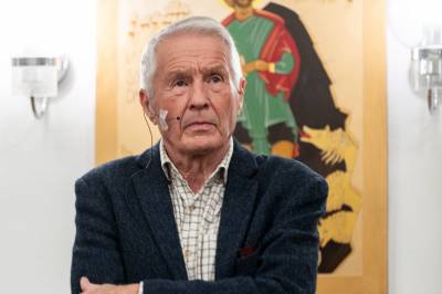 Nå må Jagland legge alle kortene på bordet