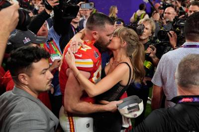 Hemmelige bryllupsfest: Taylor Swift og Travis Kelce blir trolig gift