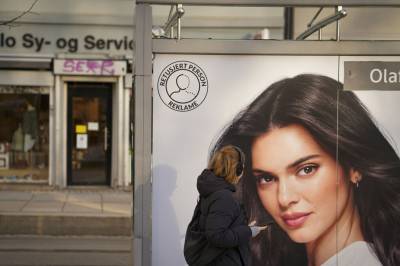 Dette tenker barn og unge om «retusjert person»-merkinga