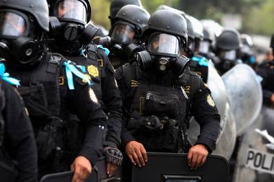 Erklærer unntakstilstand i Guatemala etter drap på politifolk