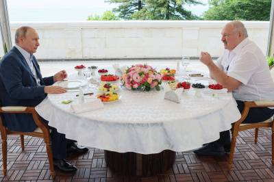 – Vi blir slaktet som kyllinger. Vi treffer en vegg.