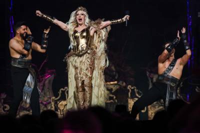 Melodi Grand Prix er i gang - se terningkast