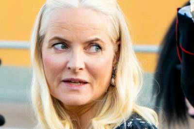 Detaljene om hennes «krevende livsfase»