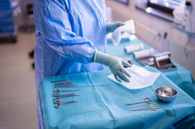 Lurte foreldre til å tro at barna hadde kreft – kunne jobbe som lege i Norge