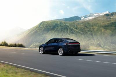 Dette er Teslas nye Model Y med syv seter