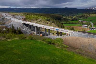 Åpner ny E6 trekvart år før planen