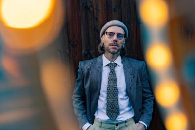 Vi snakker altfor lite om ensomheten blant voksne menn i julen