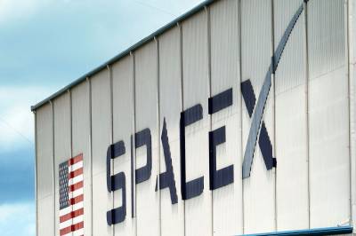 SpaceX kjøper KI-selskap for 570 milliarder kroner