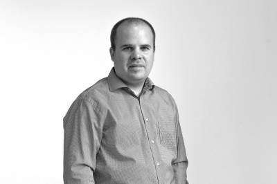 «De ender opp i lunsjen hos First House med Tina Bru»