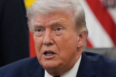 Nye trusler fra Trump: – Åpne det j...la stredet!