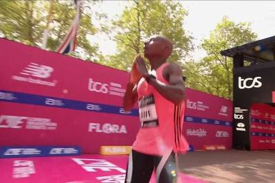 Her setter han verdensrekord: – Hva i alle dager?!