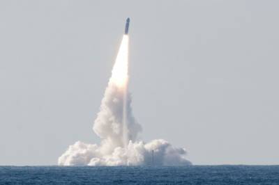 Banker med u-sving: Letter på krav om våpenaksjer