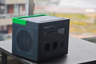 En råtass av en gigantisk powerbank