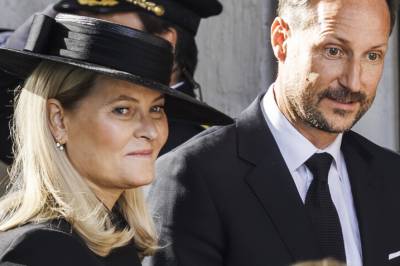 Sjokkpåstand om kongeparet